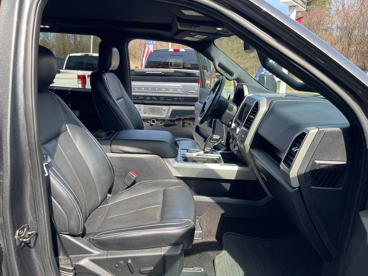 Used 2019 Ford F150 Lariat w/ Equipment Group 502A Luxury image 32