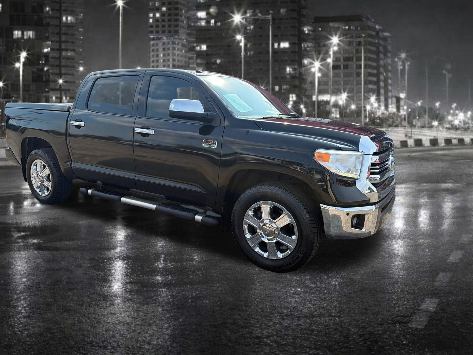 Used 2017 Toyota Tundra 1794 Edition AWD/4WD image 8