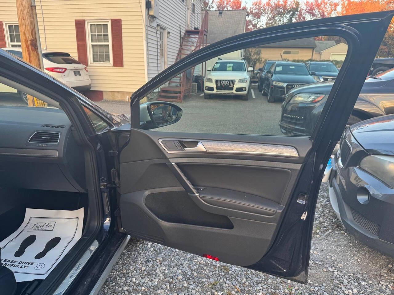 Used 2017 Volkswagen Golf Alltrack SE image 37