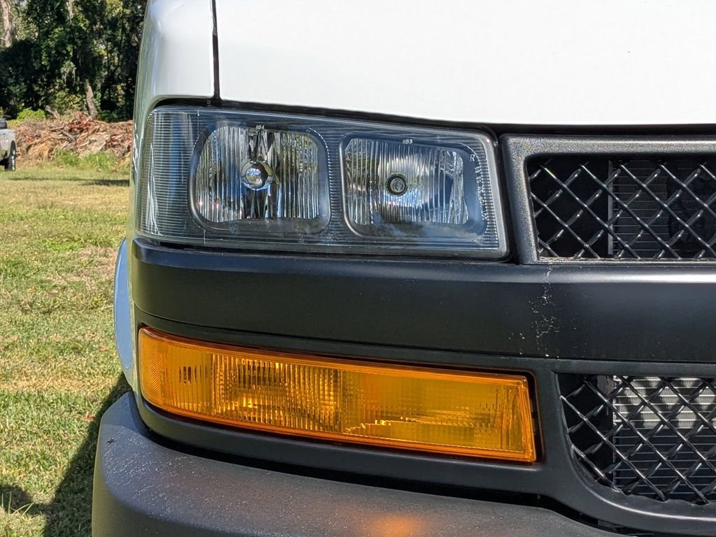 New 2025 Chevrolet Express 2500 w/ Communications Package image 10