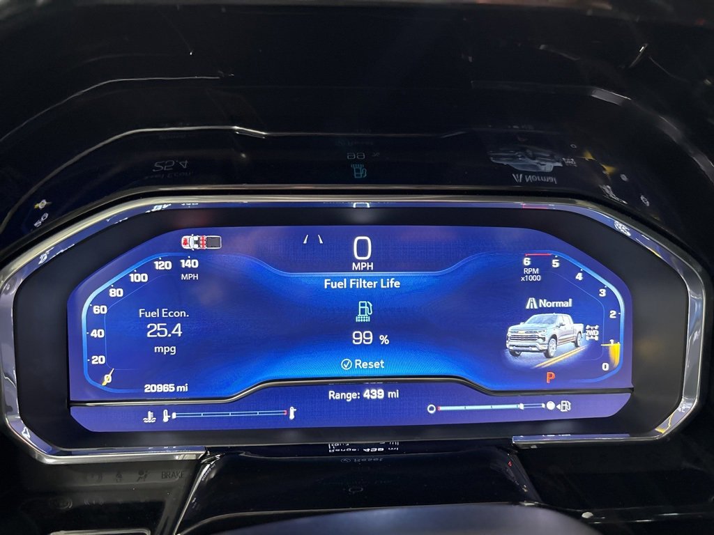 Used 2024 Chevrolet Silverado 1500 RST w/ Z71 Off-Road Package image 34