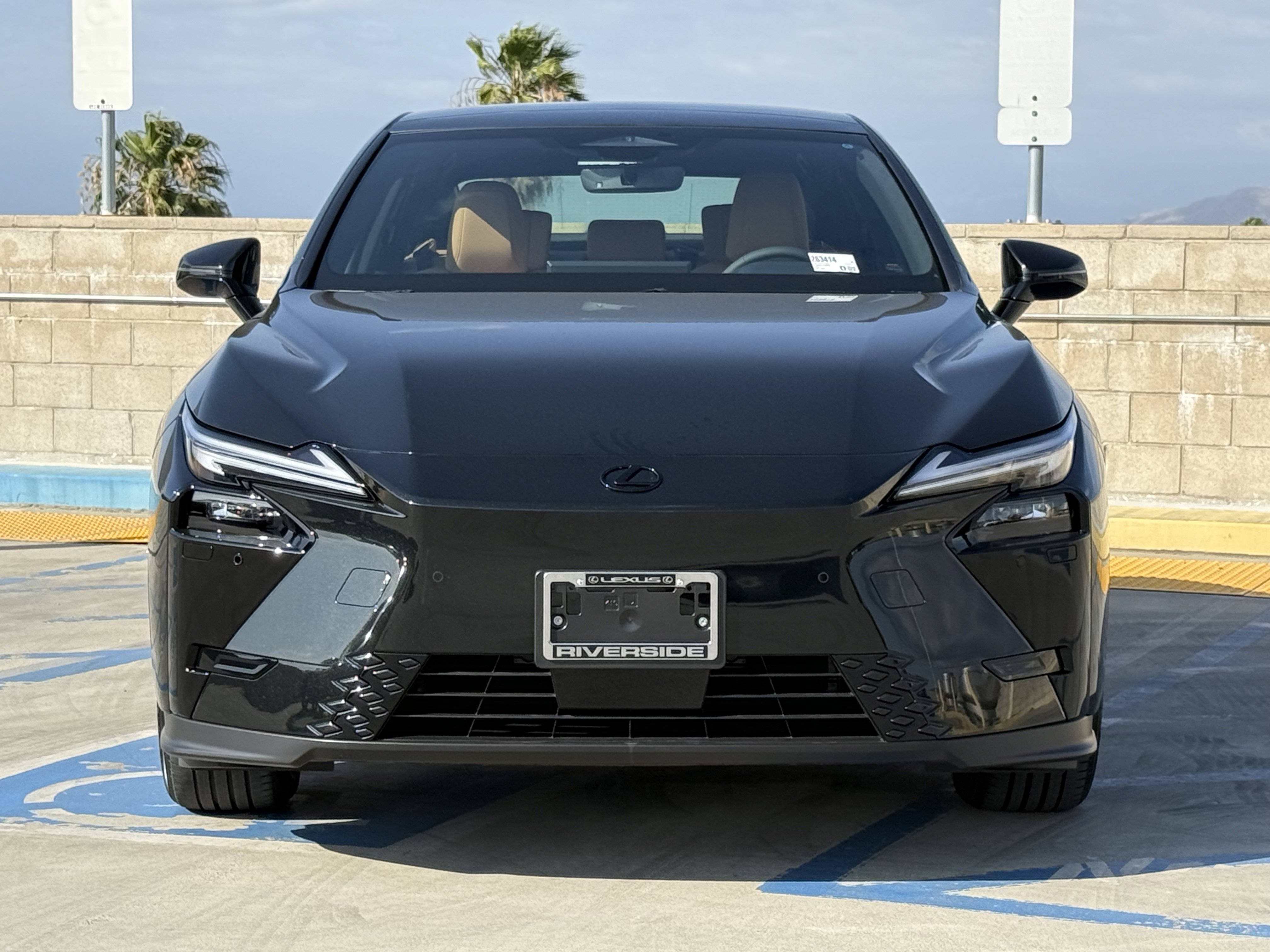 New 2026 Lexus ES 350e FWD image 6