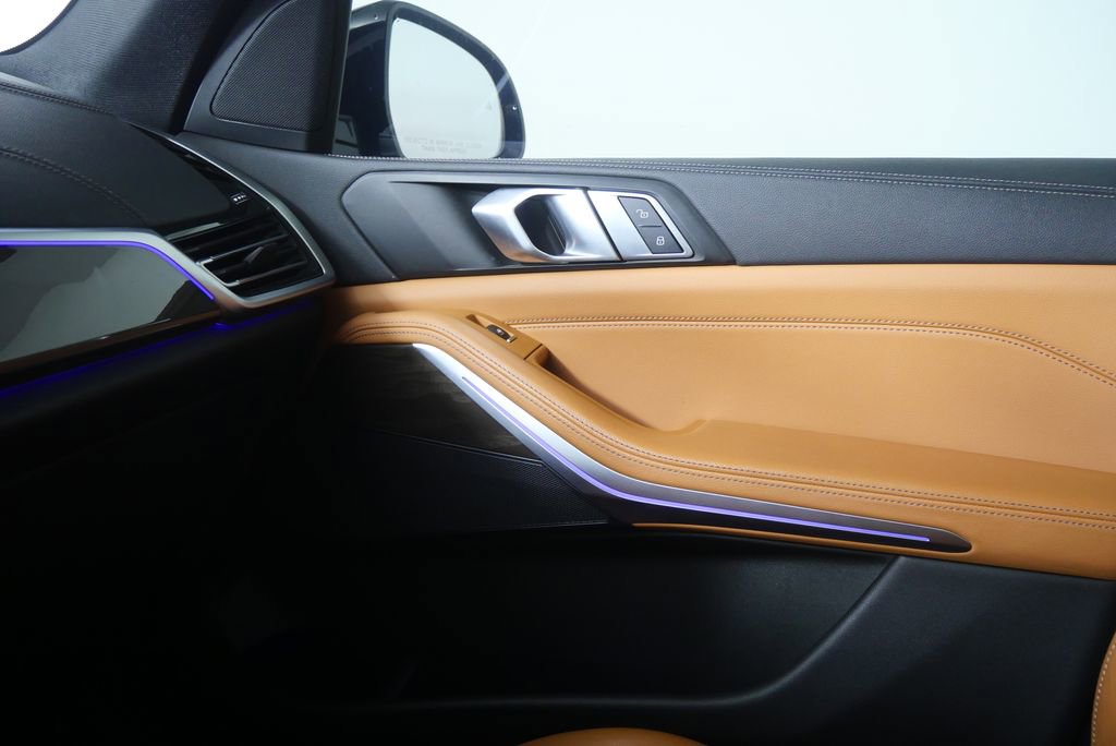 Used 2022 BMW X5 sDrive40i w/ Premium Package image 26