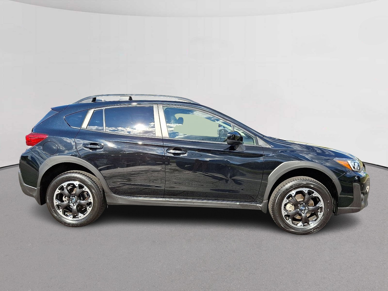Used 2023 Subaru Crosstrek 2.0i Premium image 12