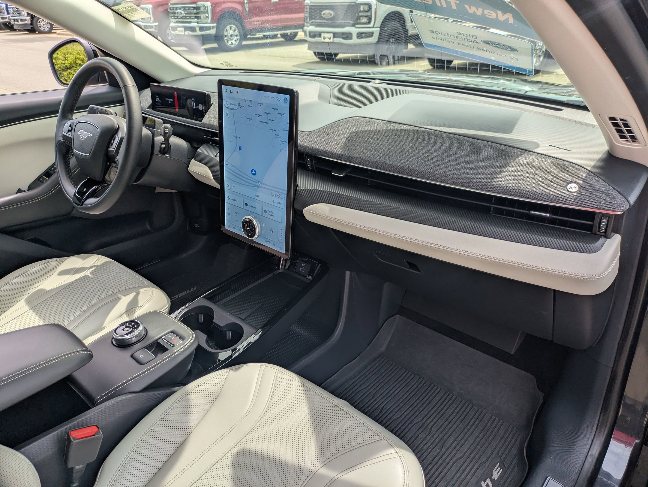 Certified 2022 Ford Mustang Mach-E Premium AWD/4WD image 39