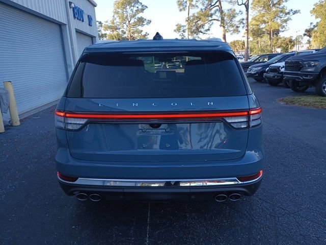 Used 2025 Lincoln Aviator Reserve w/ Equipment Group 201A image 4