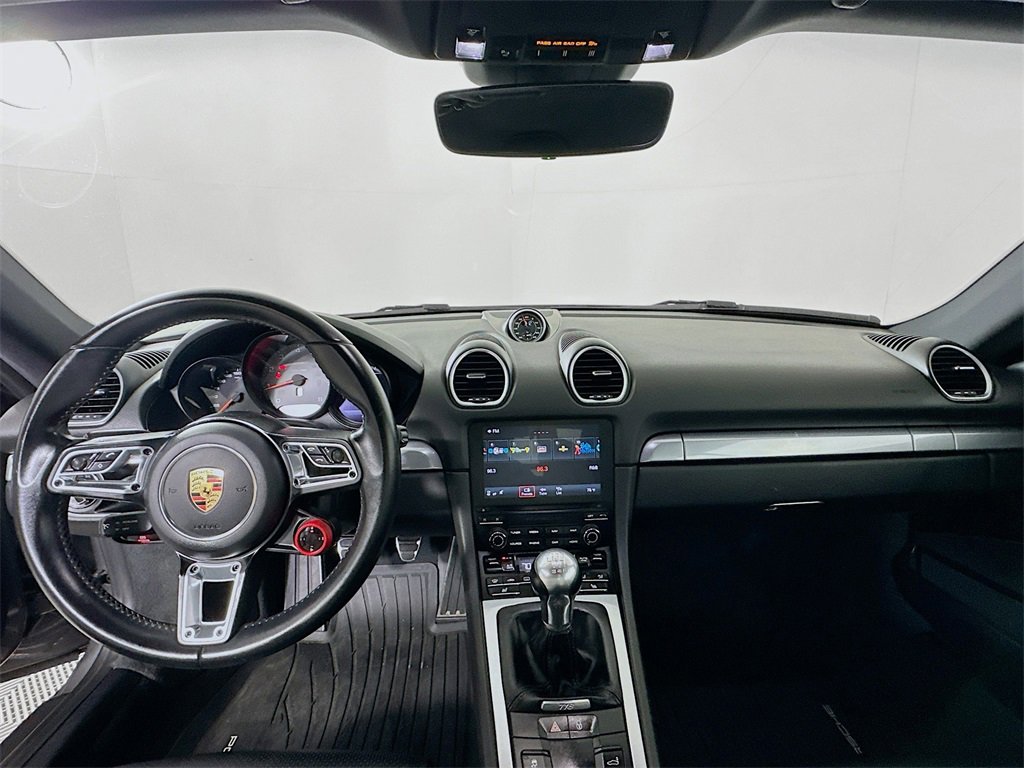 Used 2017 Porsche 718 Cayman S image 3