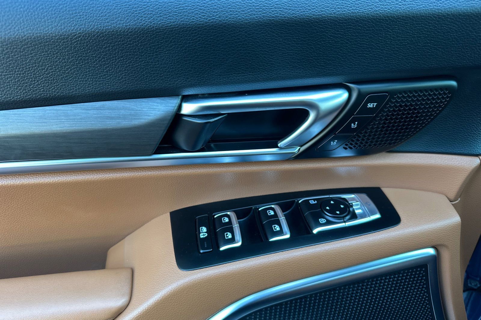 Certified 2023 Kia Telluride SX Prestige X-Line image 14