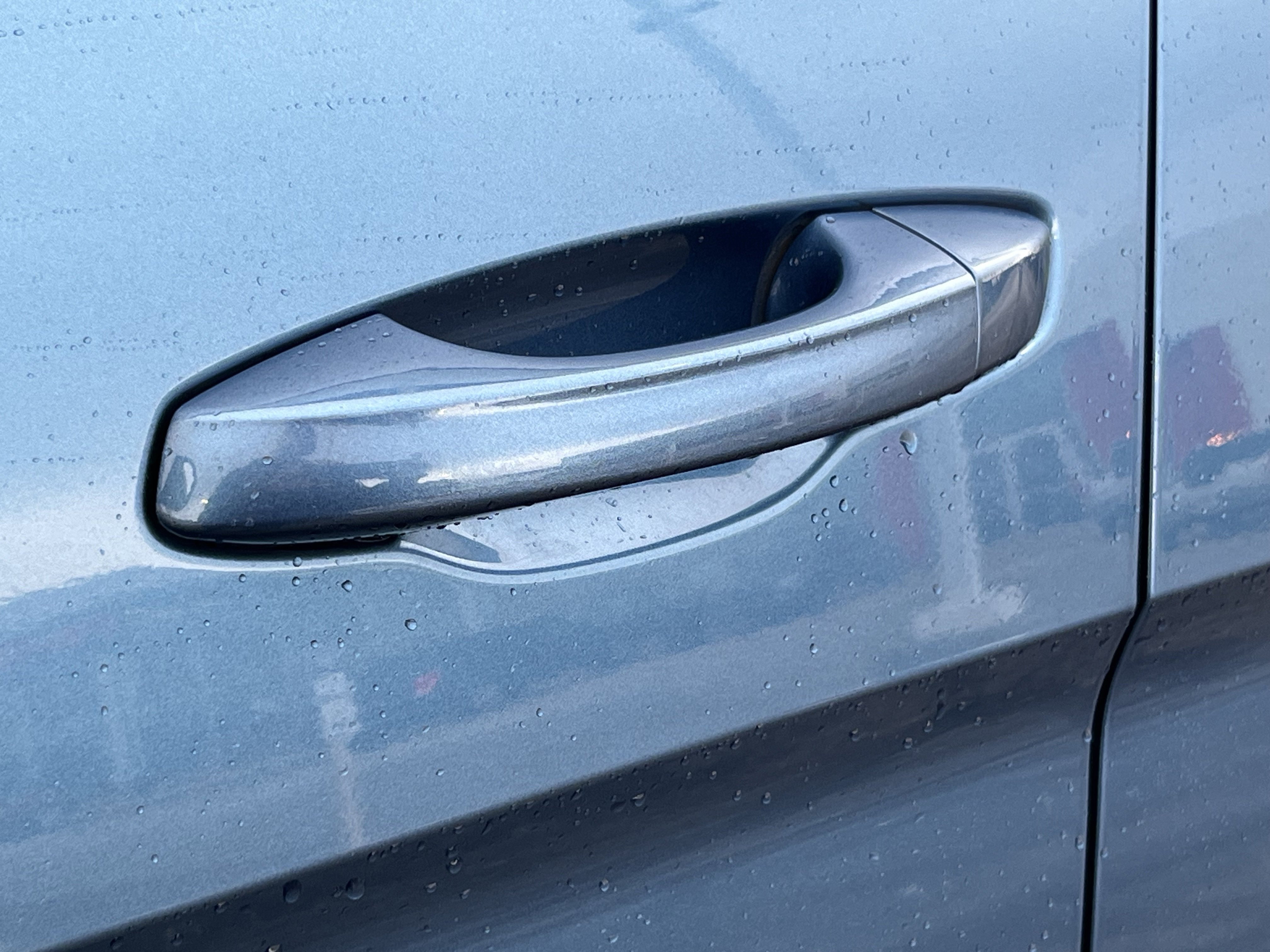 Used 2019 Volkswagen Atlas S w/ Towing Package image 12