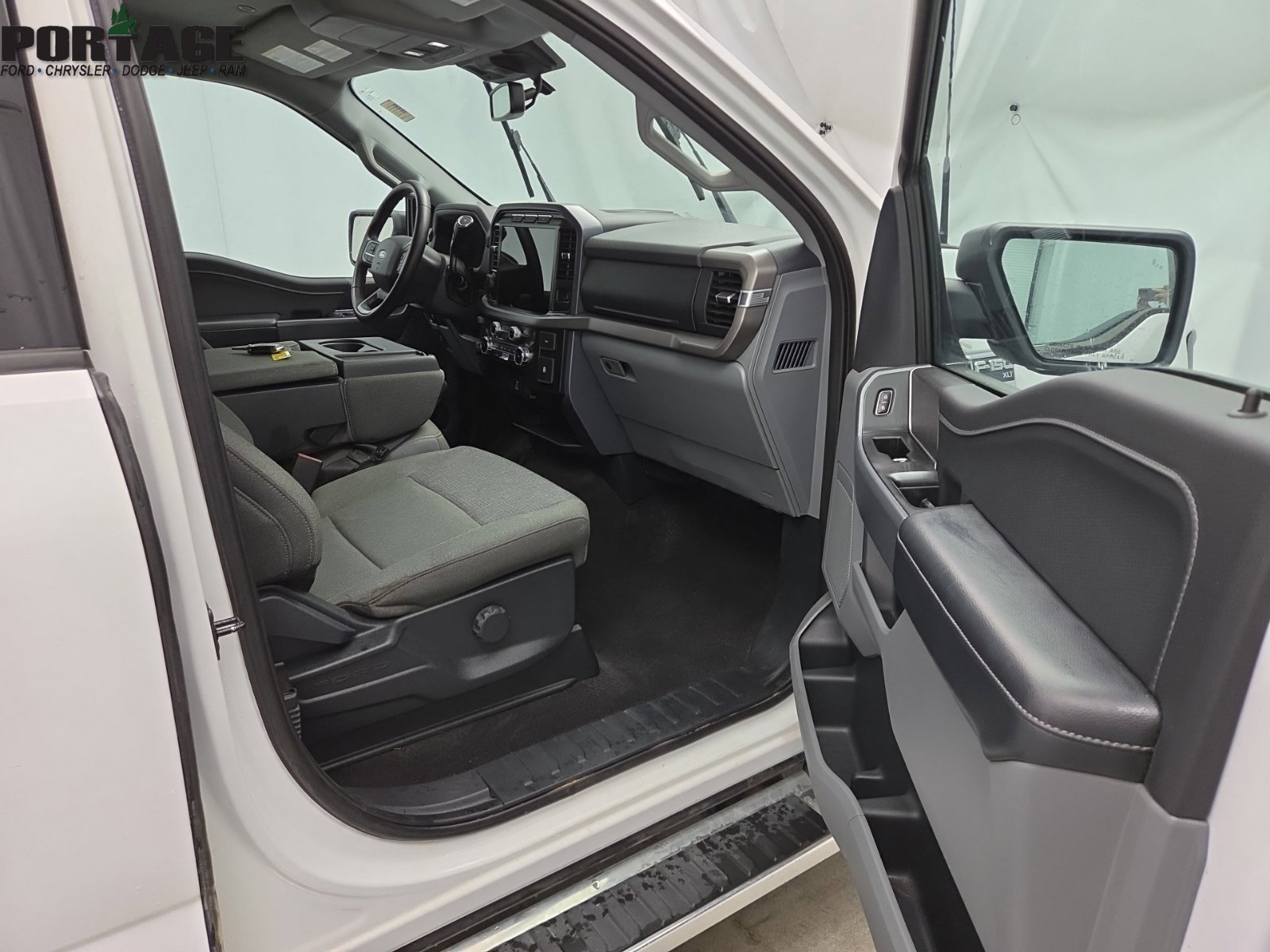 Used 2024 Ford F150 XLT w/ Tow/Haul Package AWD/4WD image 41