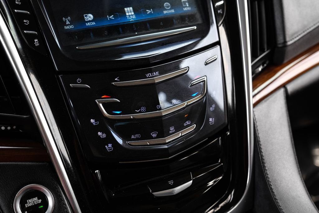Used 2019 Cadillac Escalade Premium Luxury w/ LPO, Radiant Package RWD image 25