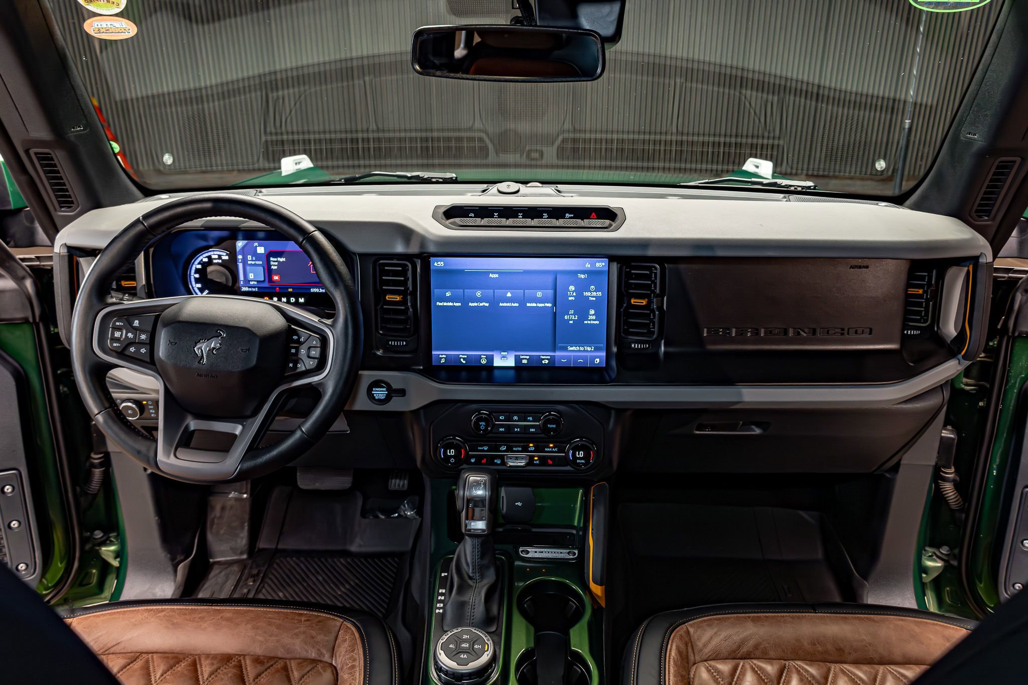 Used 2023 Ford Bronco Badlands image 19