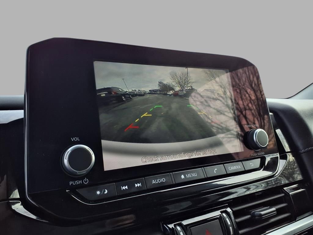 Certified 2024 Nissan Pathfinder SV image 6