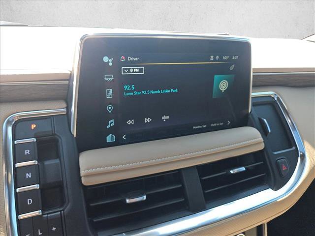Used 2024 Chevrolet Suburban Premier w/ Premium Package RWD image 19