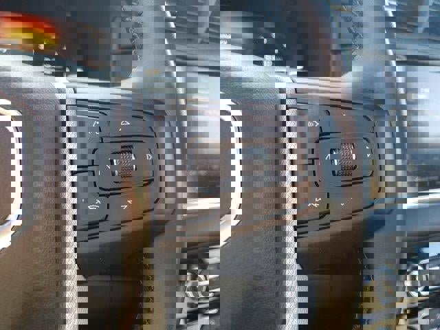 Used 2024 GMC Yukon XL Denali image 22