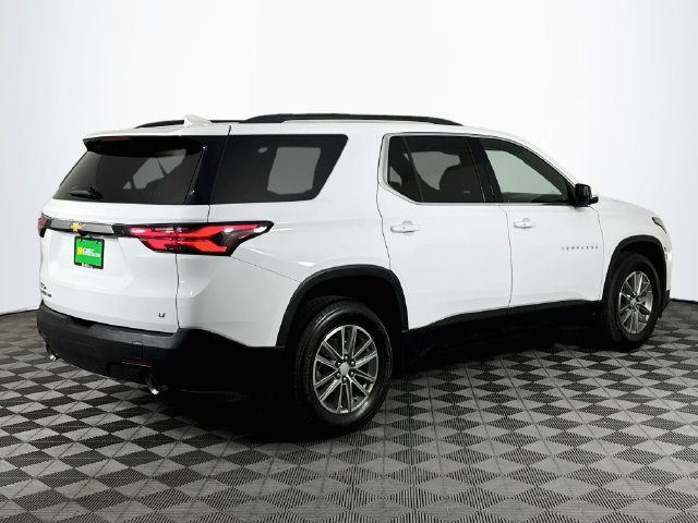 Used 2023 Chevrolet Traverse LT w/ LPO, Cargo Package AWD/4WD image 8