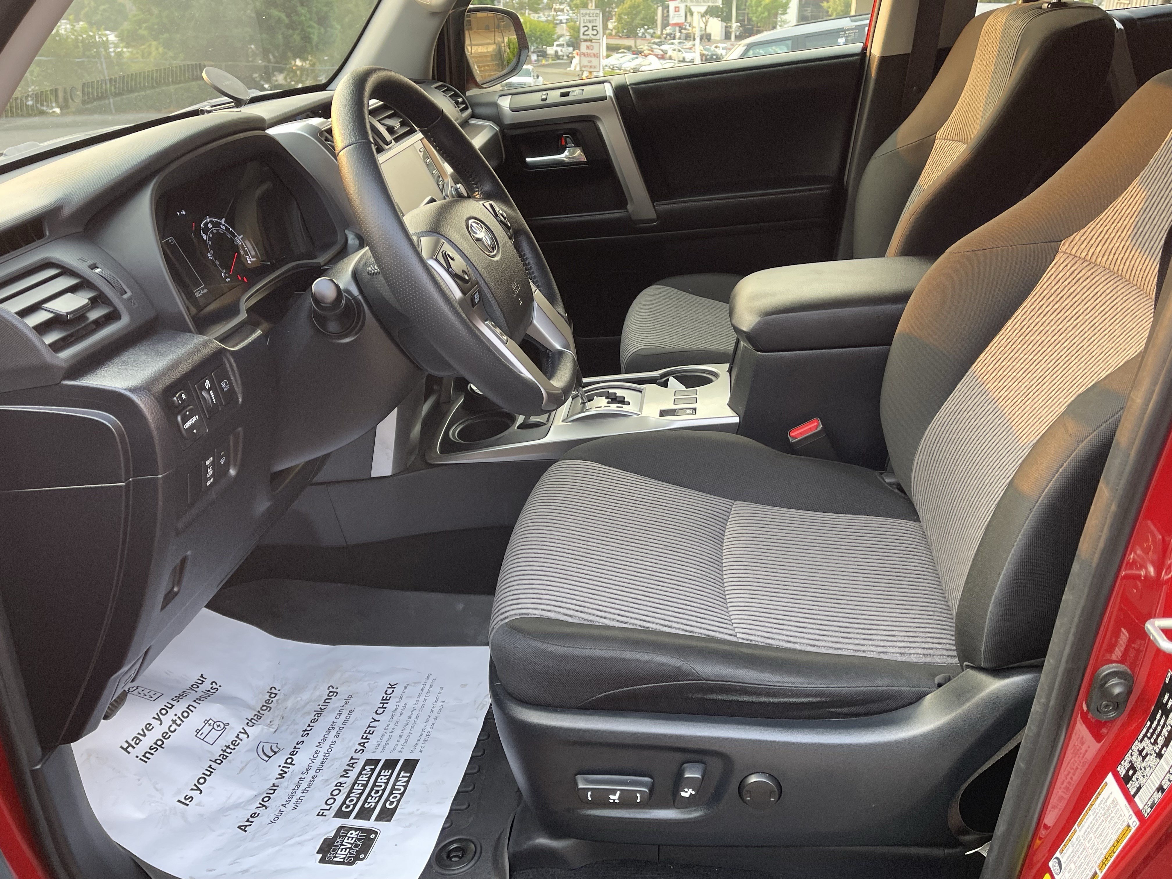 Certified 2024 Toyota 4Runner SR5 AWD/4WD image 10
