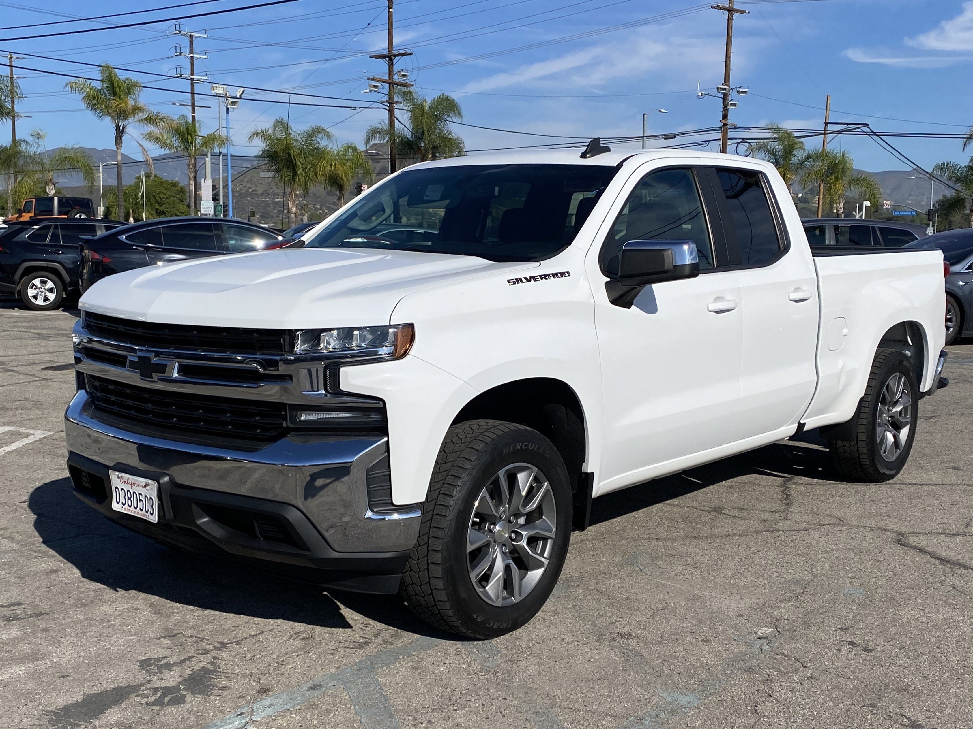 Used 2020 Chevrolet Silverado 1500 LT w/ LT Value Package image 2