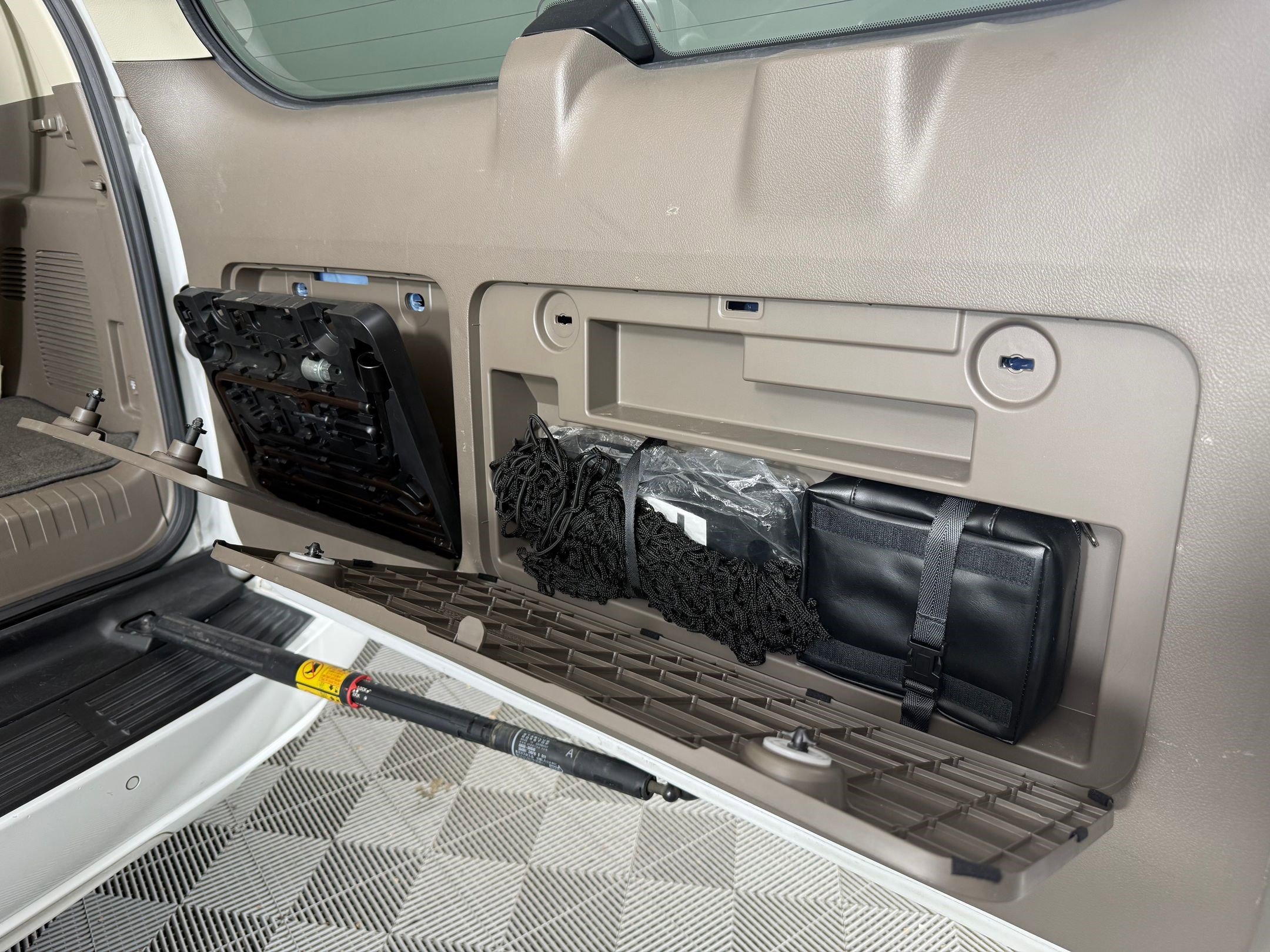 Used 2017 Lexus GX 460 image 21