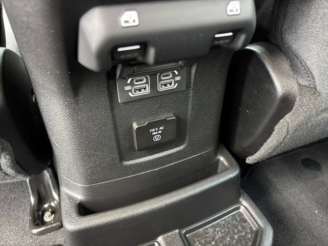 Used 2025 Jeep Wrangler Unlimited Sahara w/ Safety Group AWD/4WD image 14