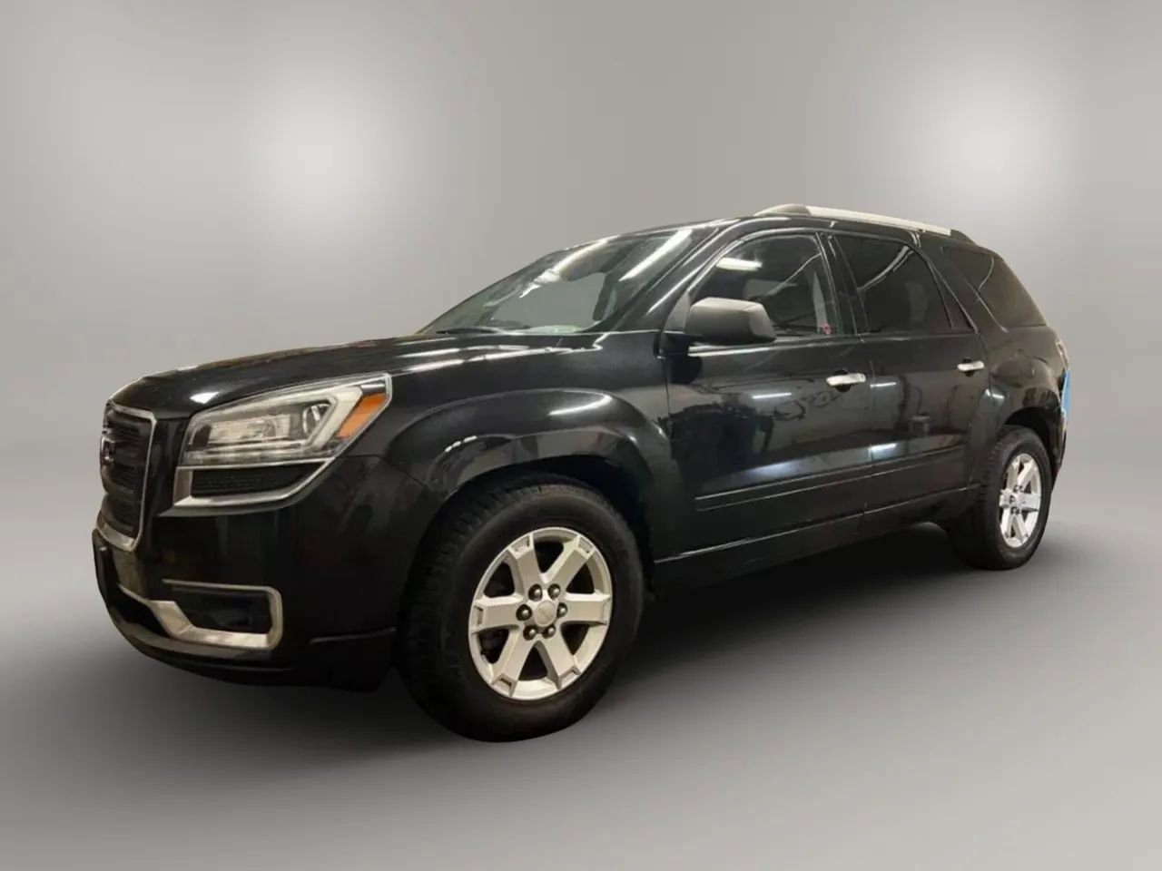 Used 2015 GMC Acadia SLE image 1