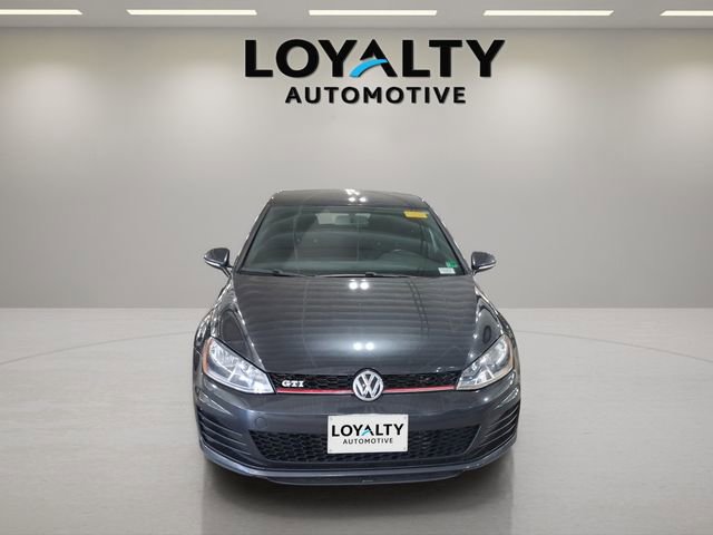 Used 2016 Volkswagen Golf 4-Door image 8