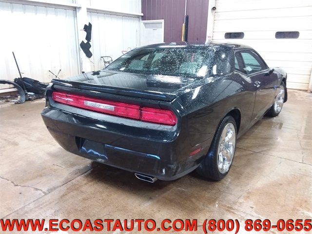 Used 2013 Dodge Challenger R/T Plus RWD image 2