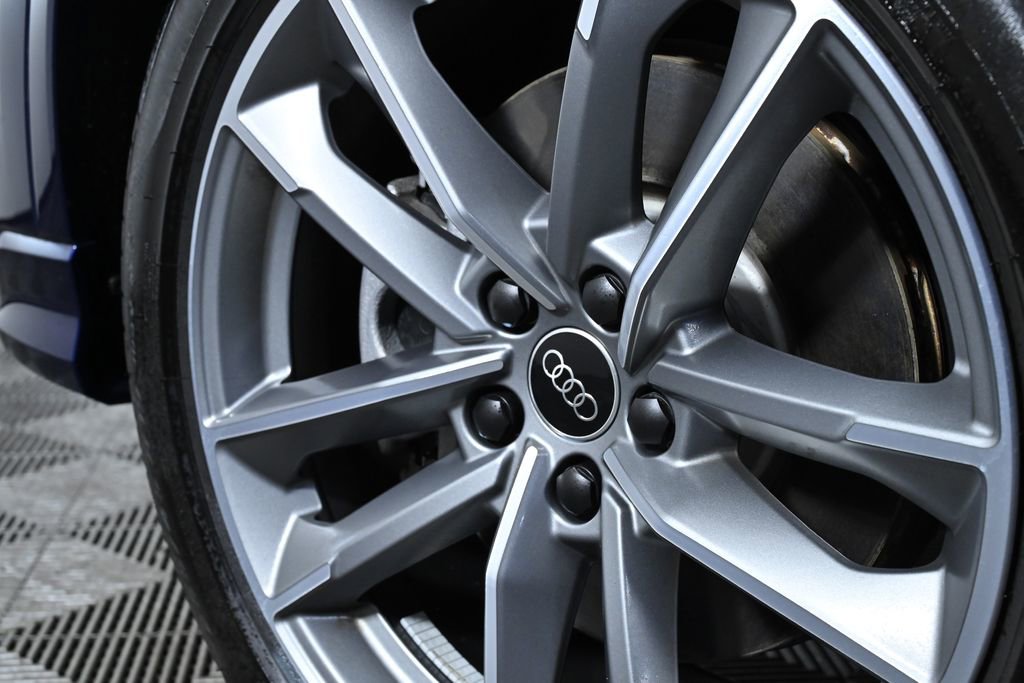 Used 2024 Audi Q3 2.0T Premium Plus w/ Premium Plus Package image 35