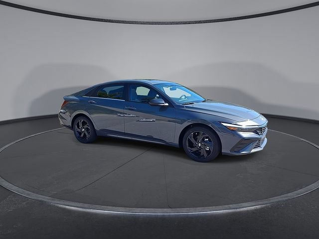 New 2026 Hyundai Elantra SEL Sport Premium FWD image 10