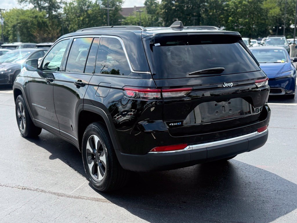 Used 2024 Jeep Grand Cherokee Limited 4xe AWD/4WD image 6