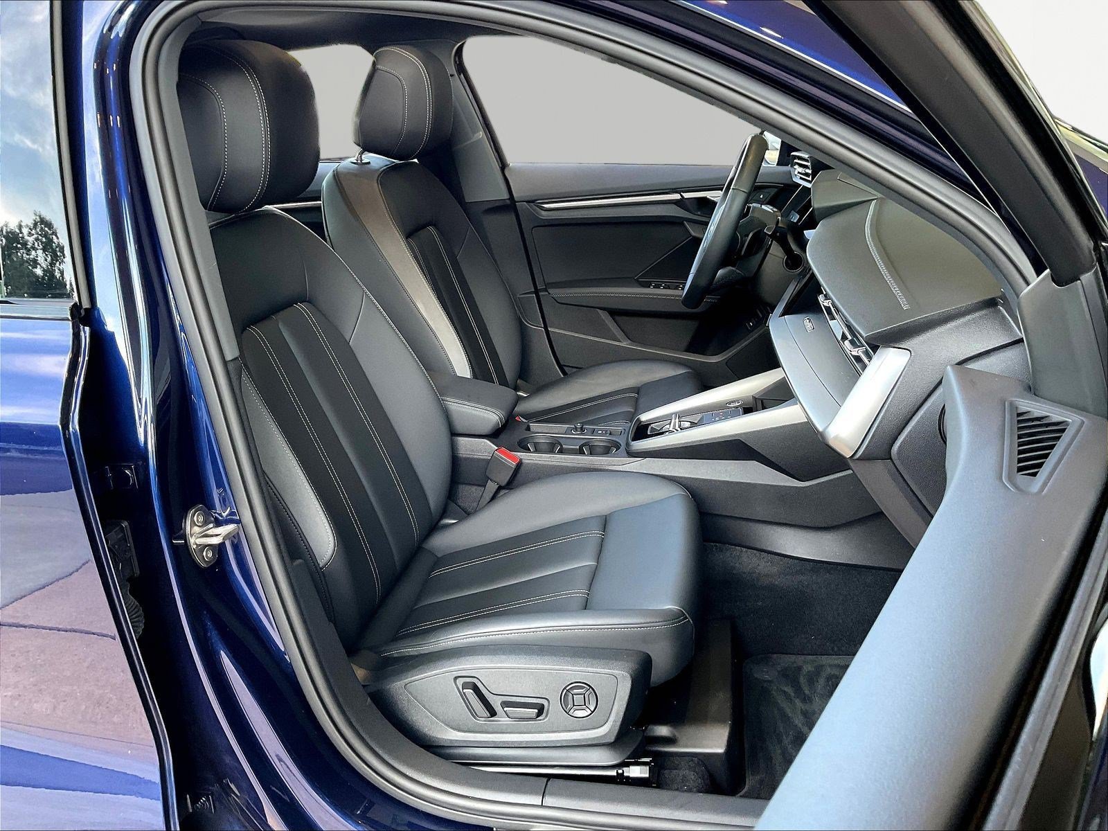 Used 2024 Audi A3 2.0T Premium Plus w/ Premium Plus Package AWD/4WD image 28