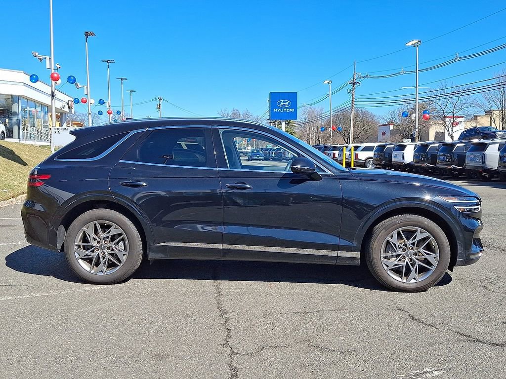 Used 2025 Genesis GV70 2.5T image 8