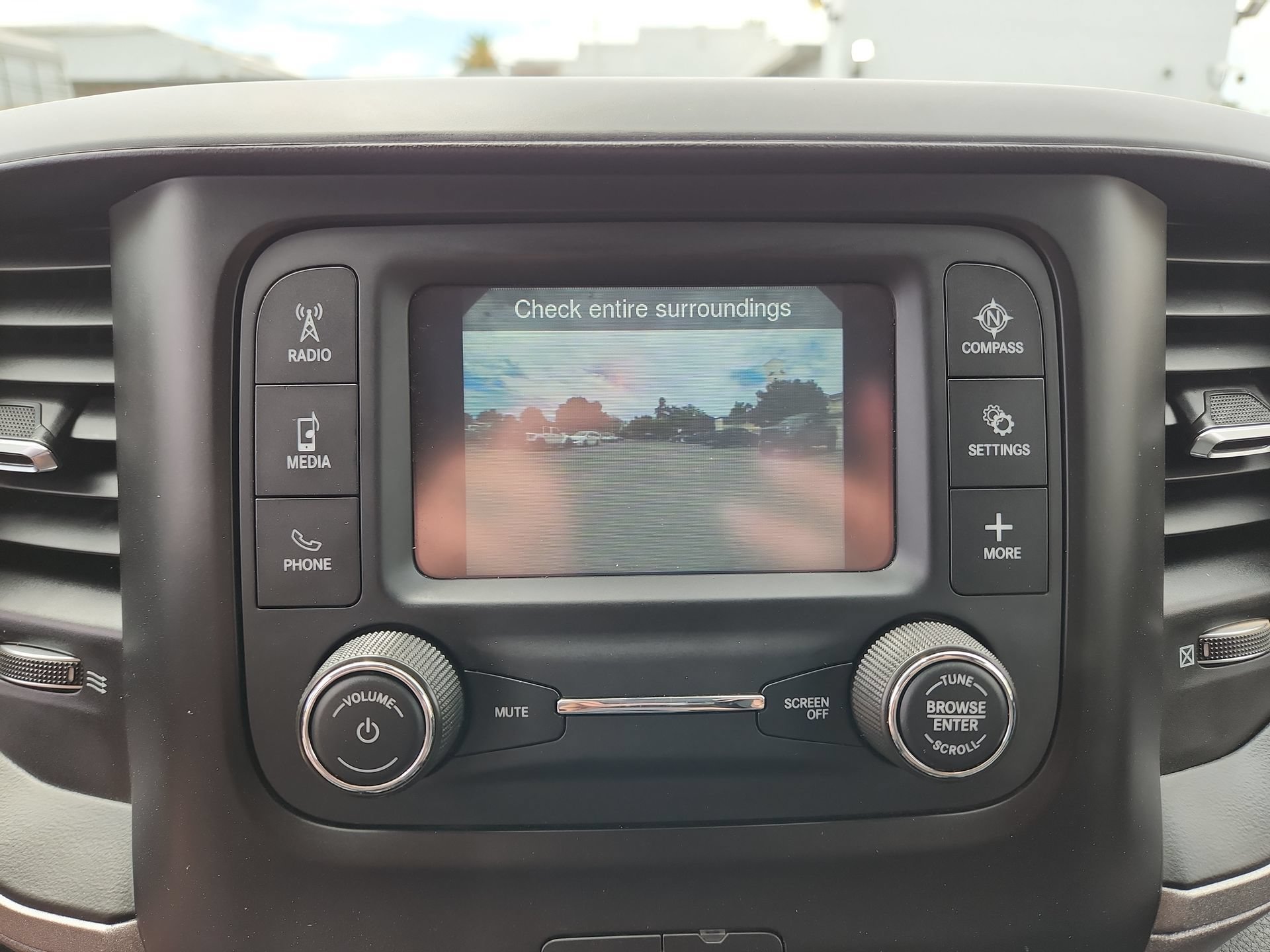 Used 2019 RAM 5500 Tradesman w/ Electrical Accessory Group AWD/4WD image 22