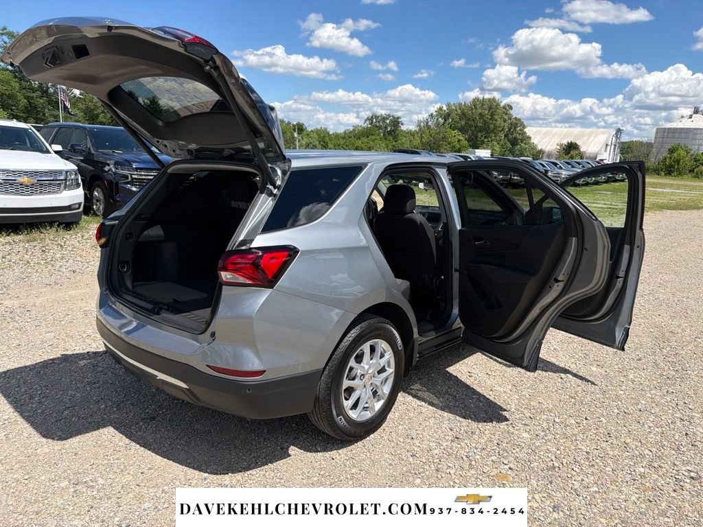 Used 2024 Chevrolet Equinox LT FWD image 30
