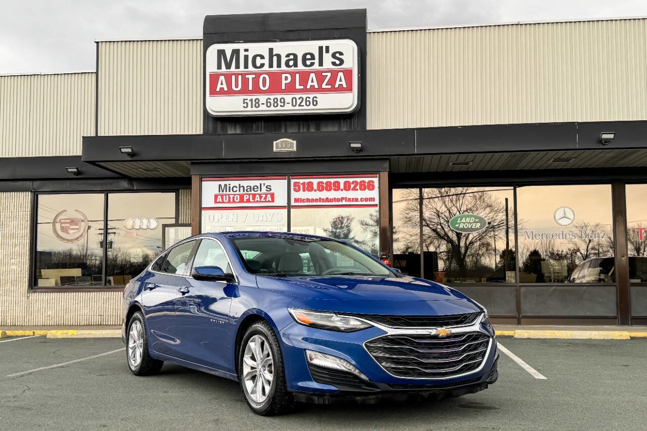 Used 2023 Chevrolet Malibu LT w/ Driver Confidence Package image 2