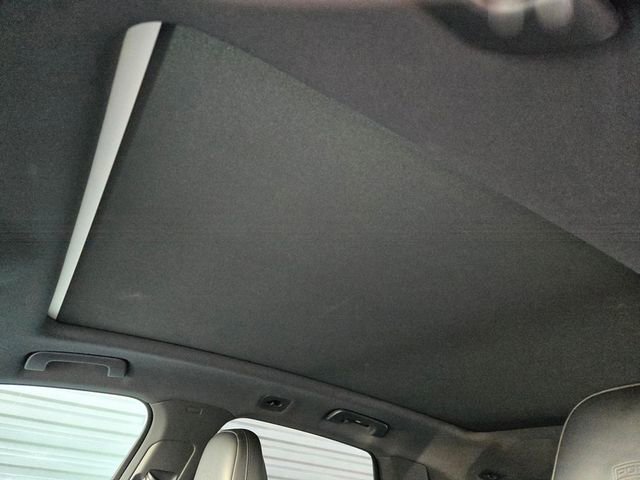 Used 2022 Porsche Cayenne Platinum Edition image 21