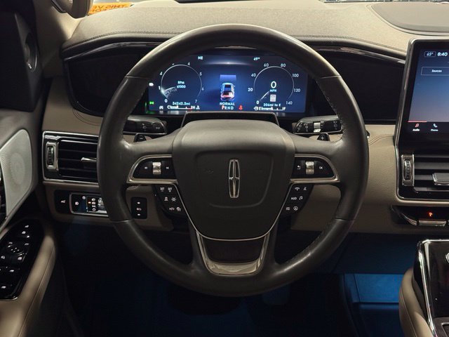 Used 2024 Lincoln Navigator Reserve AWD/4WD image 11