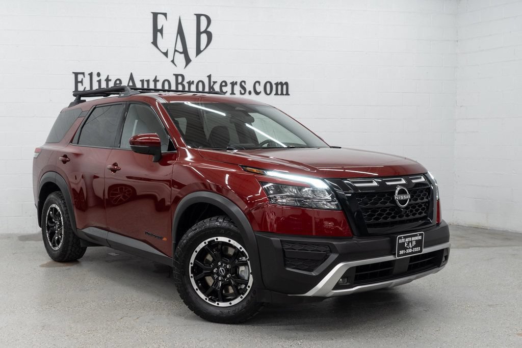 Used 2023 Nissan Pathfinder Rock Creek AWD/4WD image 7
