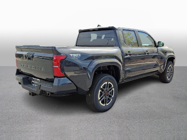Used 2026 Toyota Tacoma TRD Sport AWD/4WD image 3