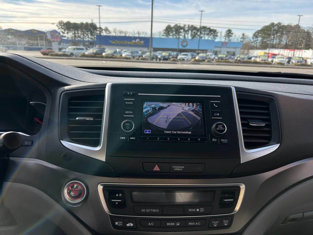 Used 2019 Honda Pilot LX image 26