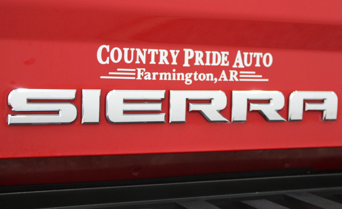 Used 2018 GMC Sierra 1500 SLT AWD/4WD image 32