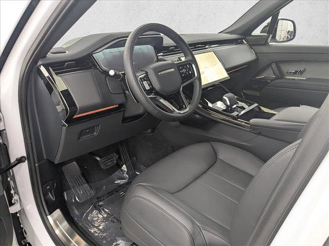 New 2025 Land Rover Range Rover Sport SE image 4