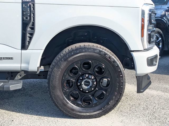 Used 2025 Ford F350 Lariat w/ Black Appearance Package AWD/4WD image 11