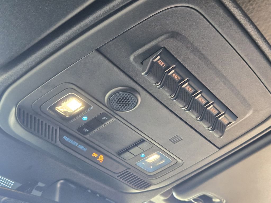 Used 2024 Ford Bronco Badlands image 31