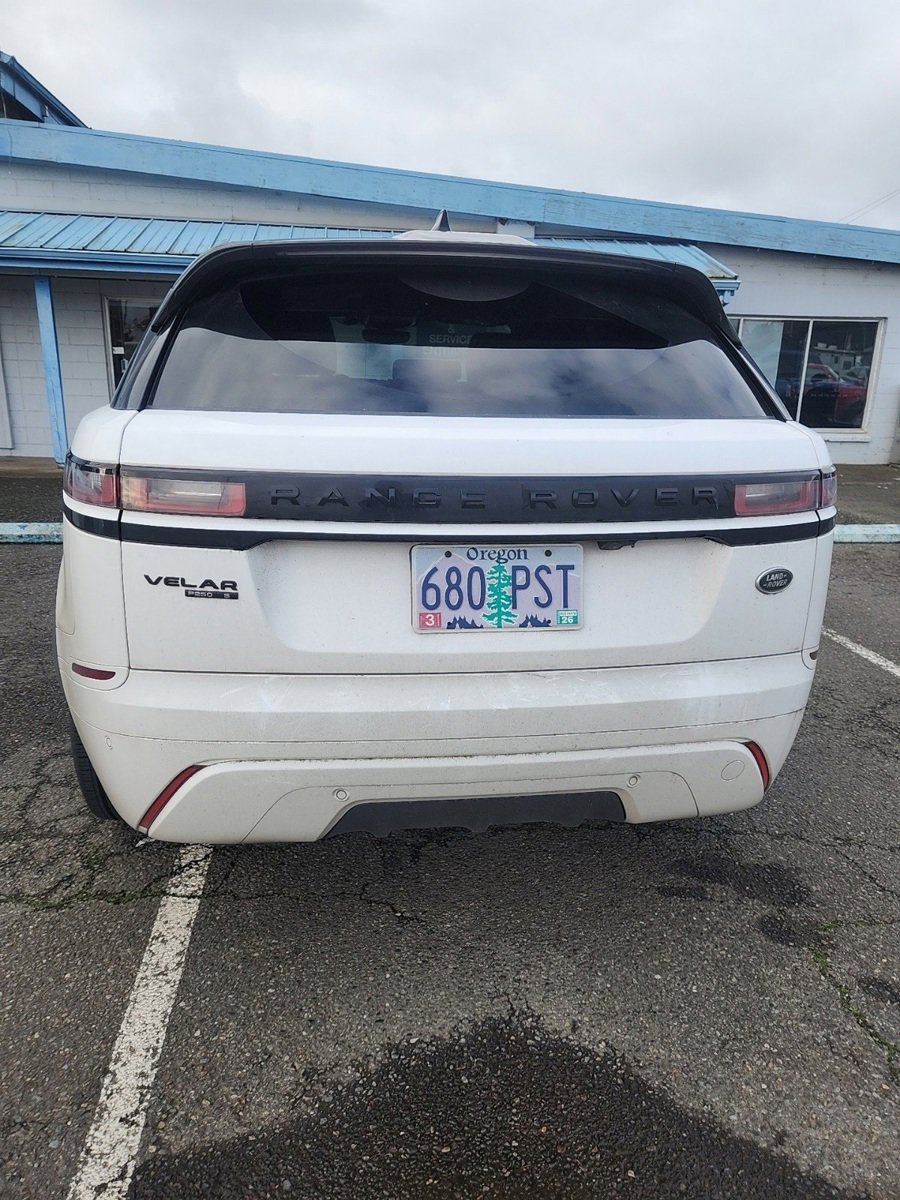 Used 2020 Land Rover Range Rover Velar R-Dynamic S image 6