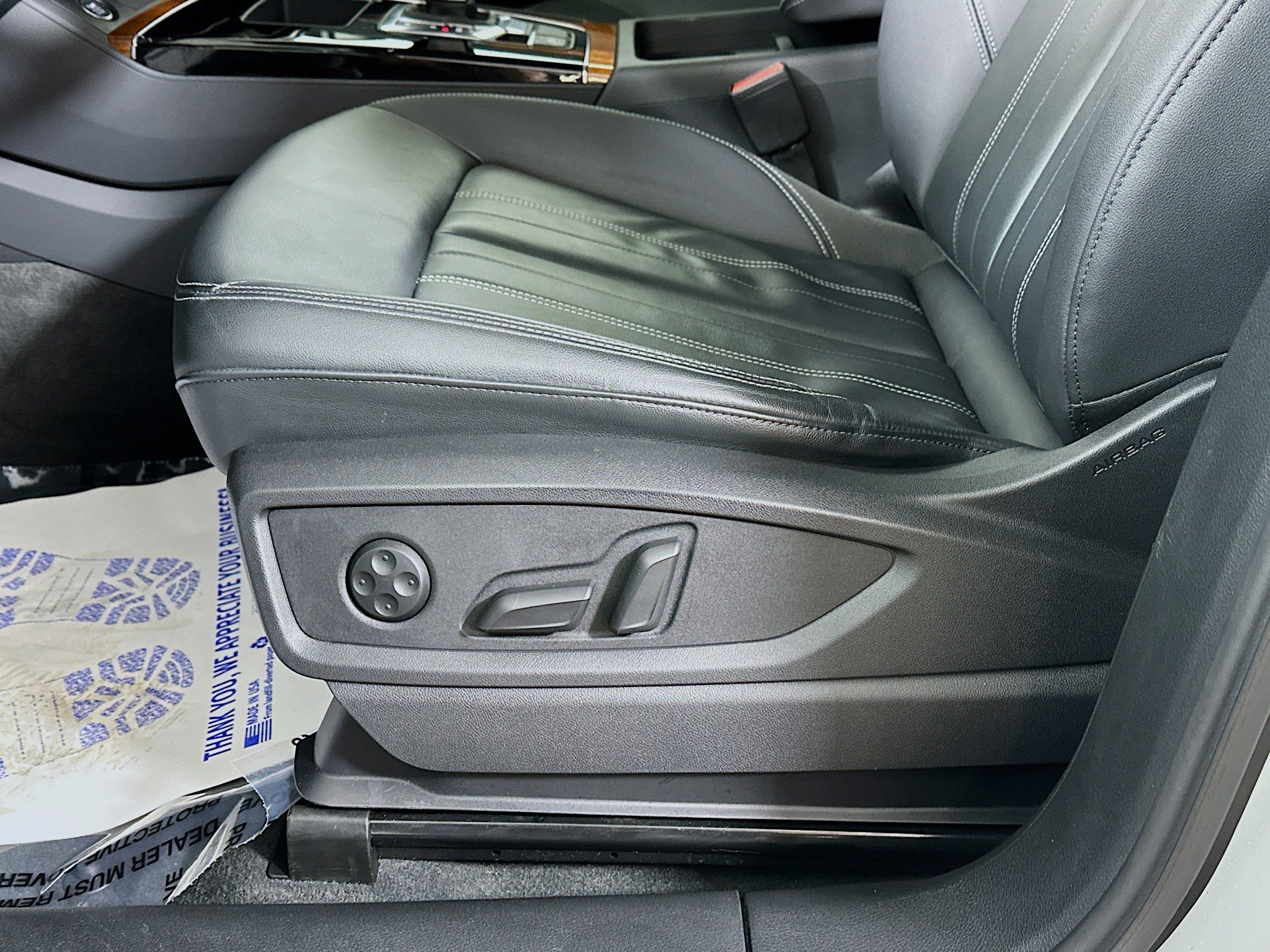 Used 2023 Audi Q5 2.0T Premium w/ Convenience Package image 18