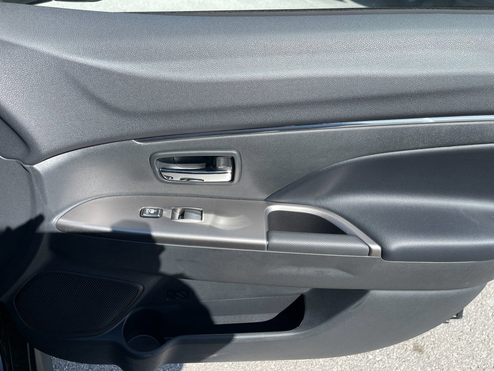 Used 2026 Mitsubishi Outlander Sport ES image 19