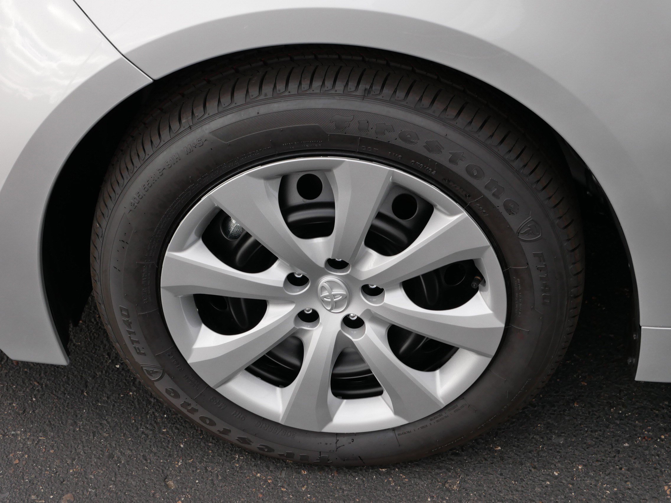 Certified 2025 Toyota Corolla LE image 15