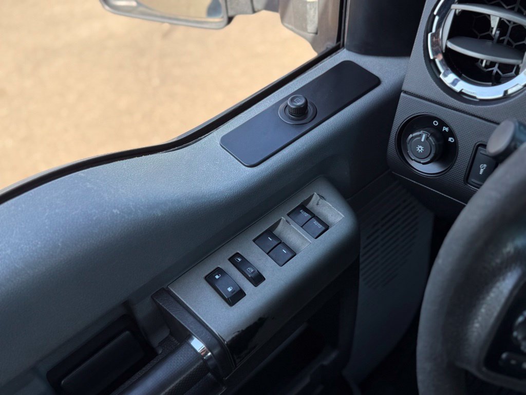 Used 2016 Ford F250 XLT w/ Snow Plow Prep Package AWD/4WD image 23