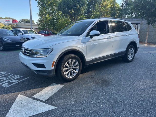 Used 2018 Volkswagen Tiguan SE w/ Panoramic Sunroof Package